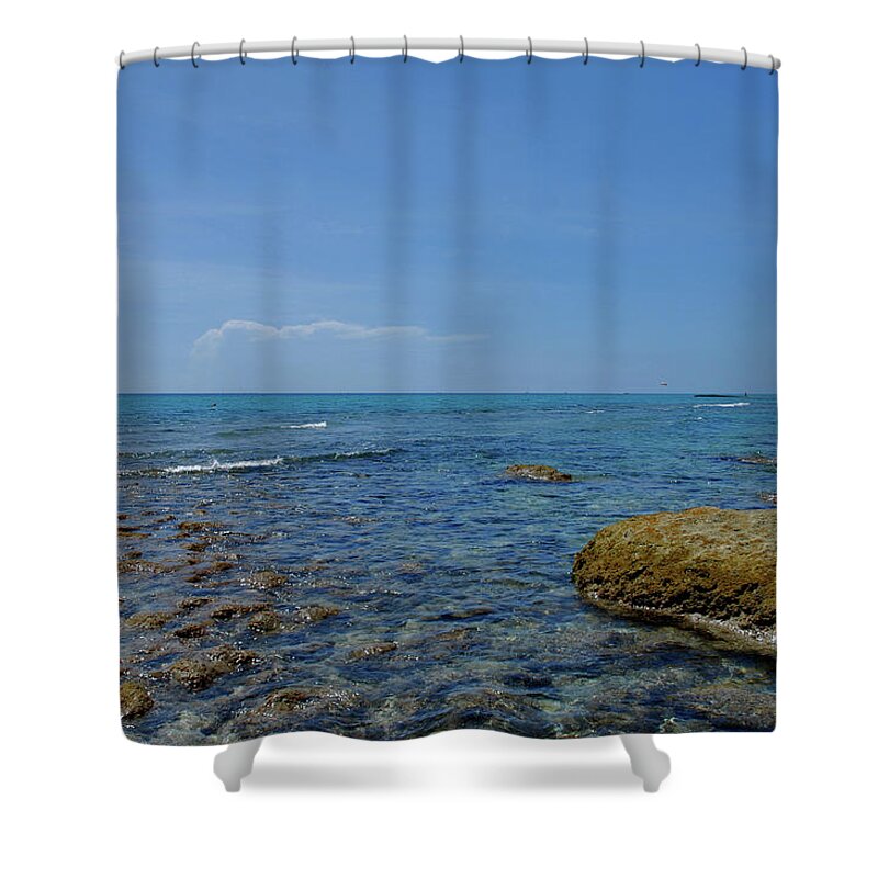  Ocean Reef Park Shower Curtain featuring the photograph 16- Ocean Reef Park by Joseph Keane