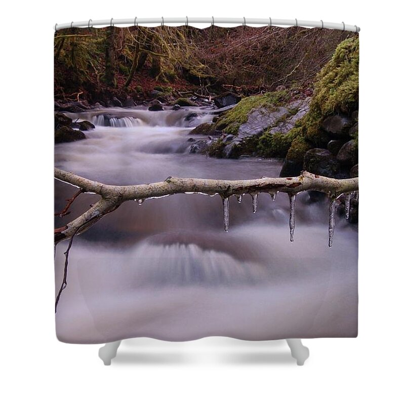 Icicles Shower Curtain featuring the photograph An icy flow by Gavin Macrae
