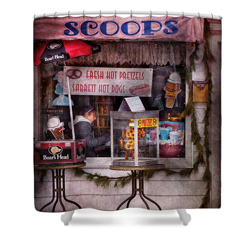Hdr Shower Curtain featuring the photograph Cafe - Clinton NJ - The luncheonette by Mike Savad