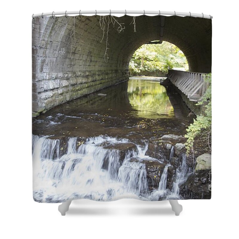  Shower Curtain featuring the photograph Corbetts Glen by William Norton