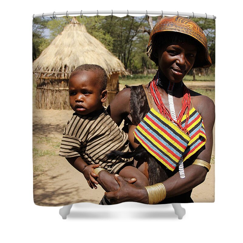 Ethiopia Shower Curtain featuring the painting Ethiopia-South Tribal Mom And Kiddo by Robert SORENSEN