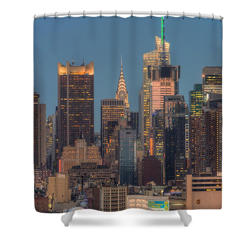 Clarence Holmes Shower Curtain featuring the photograph Manhattan Twilight V by Clarence Holmes