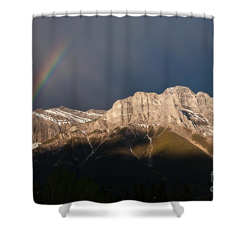 Rainbow Shower Curtain featuring the photograph The Promise by Bob and Nancy Kendrick