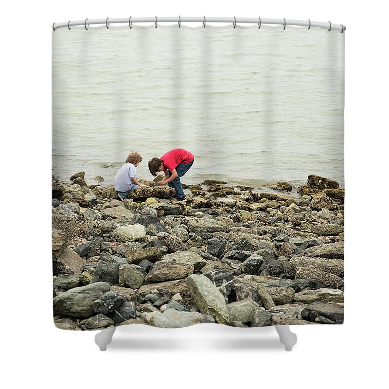 Boulevard Park Shower Curtain featuring the photograph Crab Hunters #1 by Tom Cochran