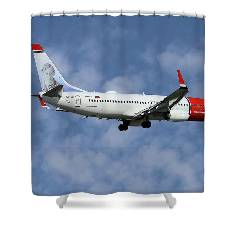 Norwegian Shower Curtain featuring the photograph Norwegian Boeing 737-8JP by Smart Aviation
