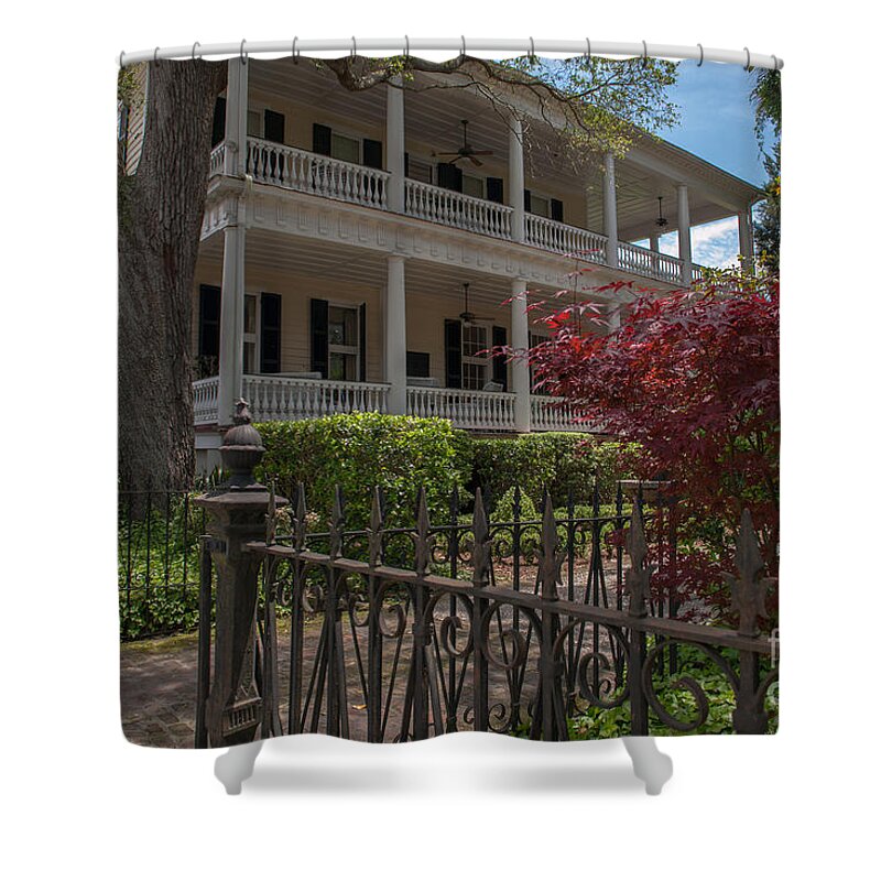 The Governor's House Inn Shower Curtain featuring the photograph The Governors House Inn by Dale Powell