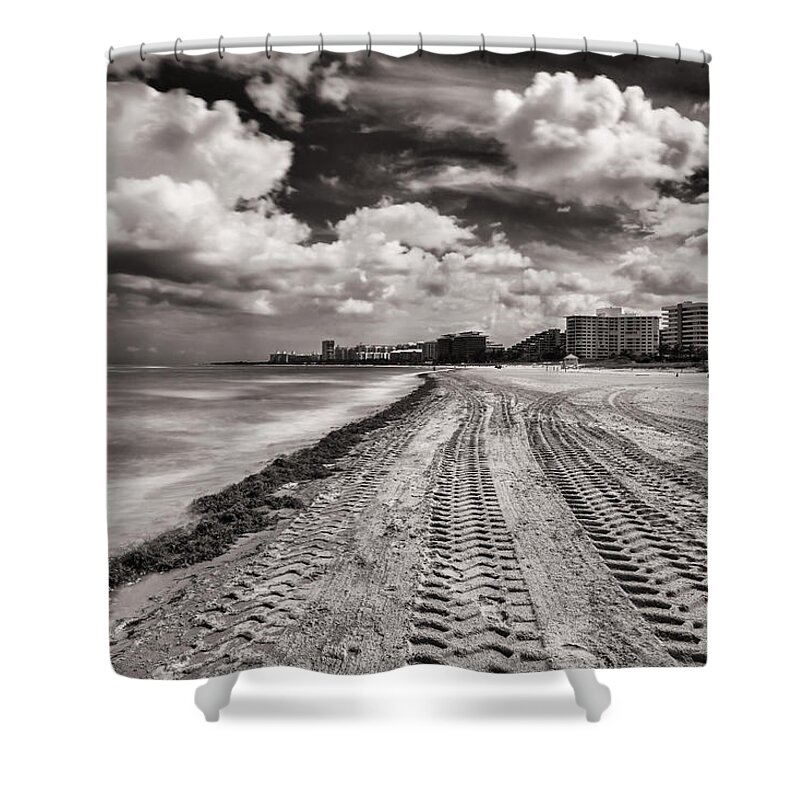 Crandon Park Beach Shower Curtain featuring the photograph Crandon Park Beach #15 by Raul Rodriguez