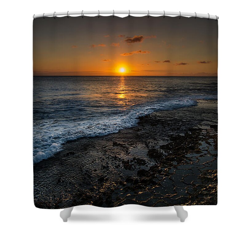 Sunset Shower Curtain featuring the photograph Honolulu sunset #2 by Tin Lung Chao