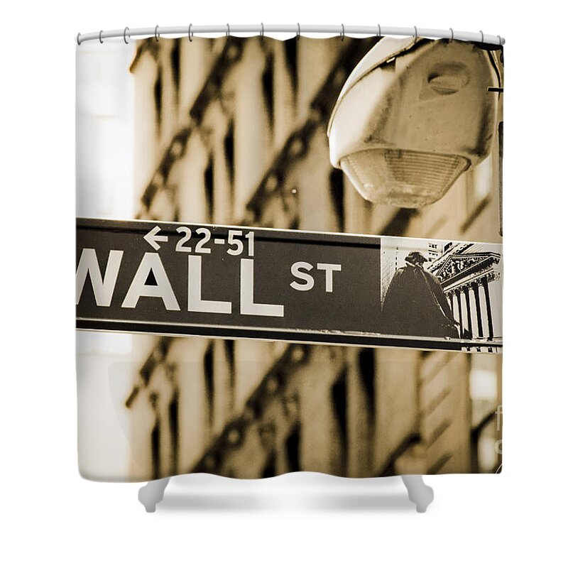 Aktien Shower Curtain featuring the photograph New York by Juergen Held