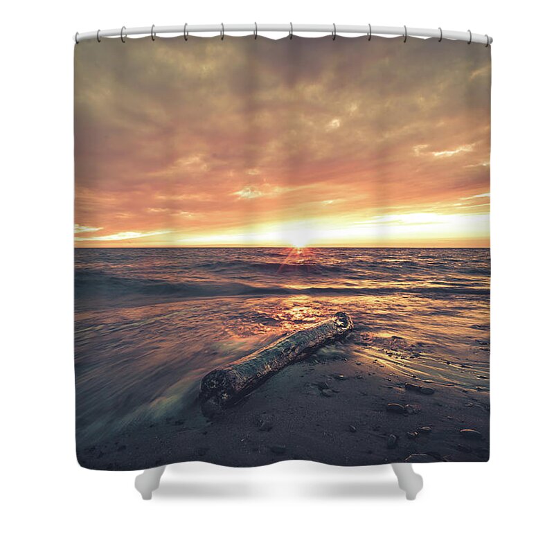 A7s Shower Curtain featuring the photograph Lake Erie Sunset #6 by Dave Niedbala