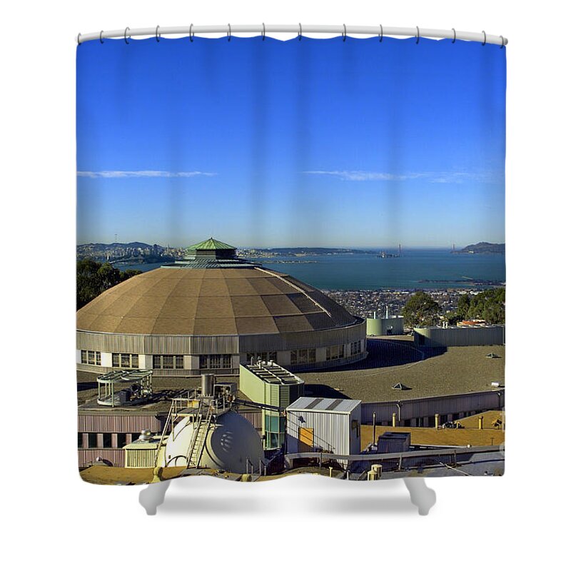 Science Shower Curtain featuring the photograph Advanced Light Source, Lbnl by Science Source