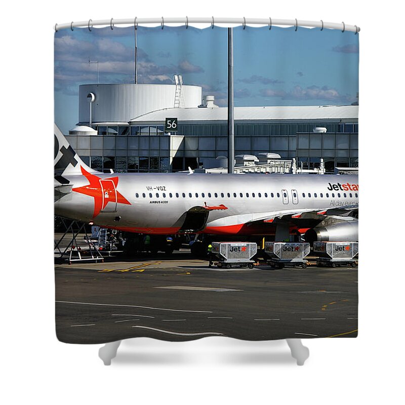 Airbus Shower Curtain featuring the photograph Airbus A320-232 by Tim Beach