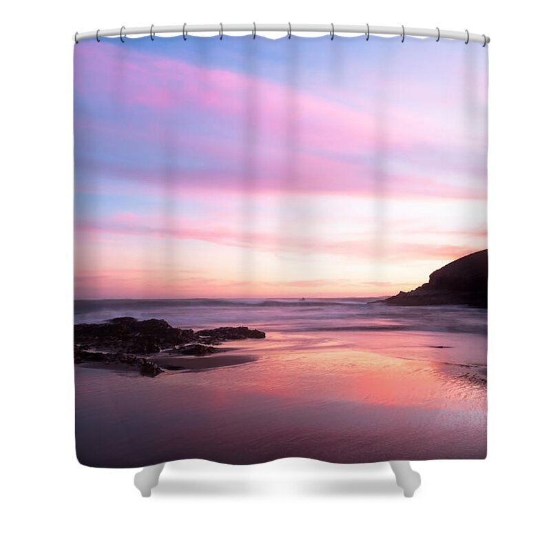 Seascape Shower Curtain featuring the photograph Another Dawn by Catherine Lau
