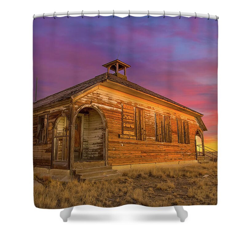 1870 Shower Curtain featuring the photograph Aroya Sunrise by Bridget Calip