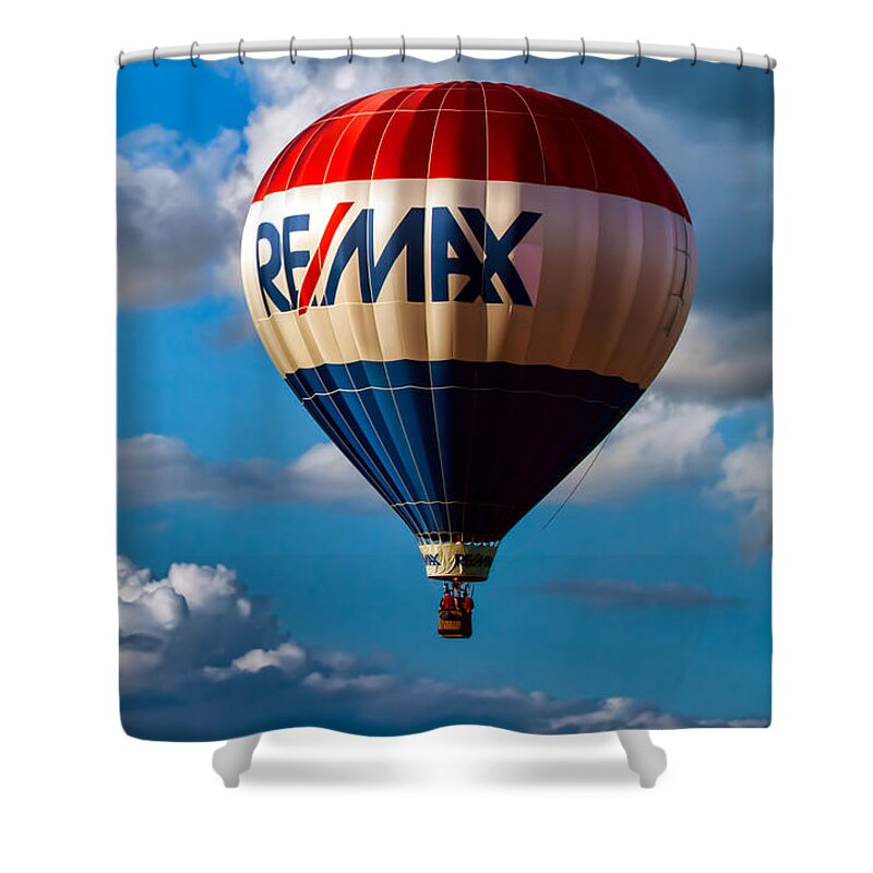  Shower Curtain featuring the photograph Big Max RE MAX by Bob Orsillo
