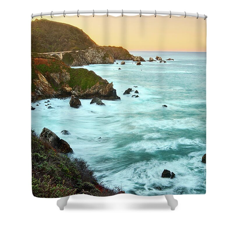 Ocean Cliff Shower Curtains