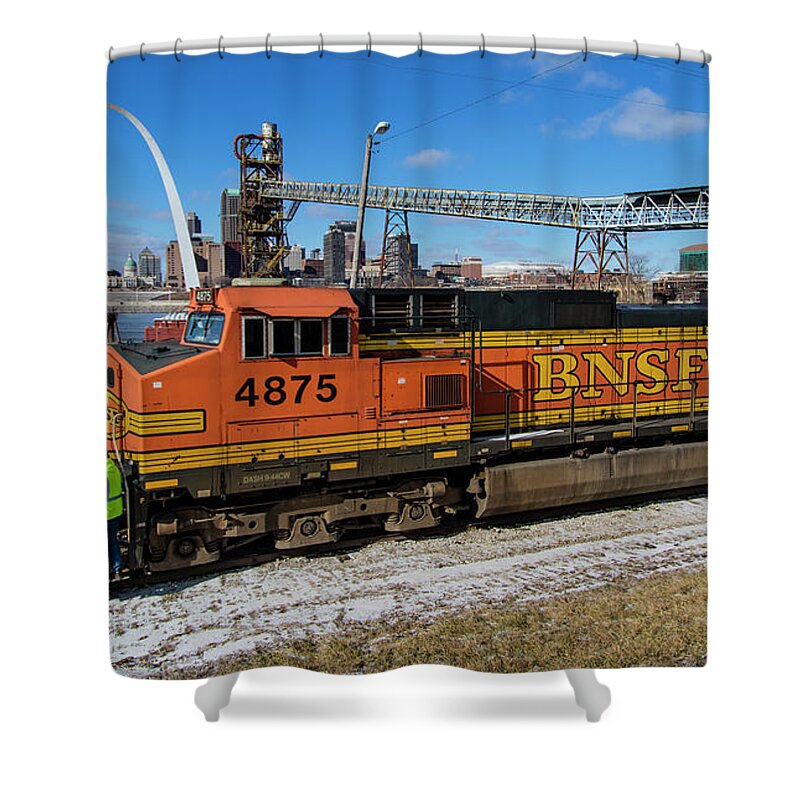Mississippi River Shower Curtain featuring the photograph BNSF Locomotive in front of the St Louis Arch by Garry McMichael