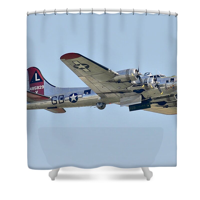 Wwii Shower Curtain featuring the photograph Boeing B-17G Flying Fortress by Alan Toepfer
