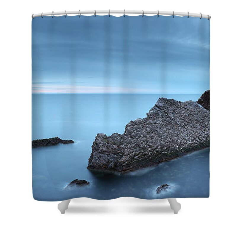 Gloaming Shower Curtain featuring the photograph Bow Fiddle in the Gloaming by Grant Glendinning