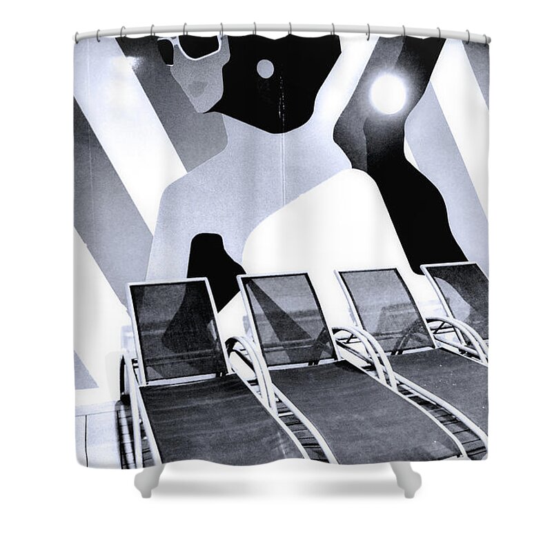 America Shower Curtain featuring the photograph Catching Rays by Robyn King
