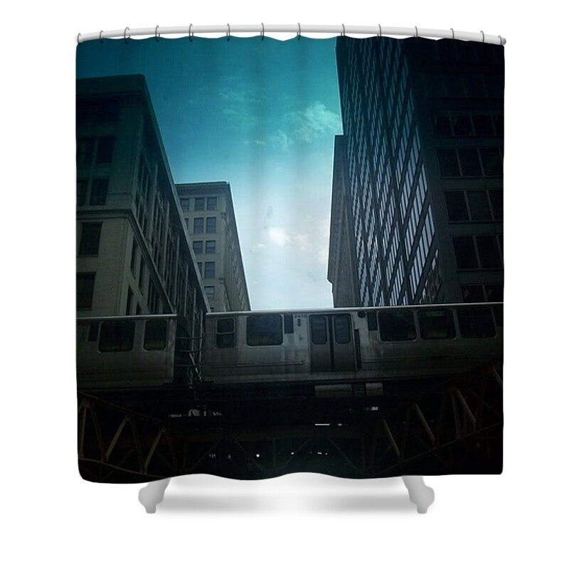  Shower Curtain featuring the photograph Chicago 5 by Samantha Lusby
