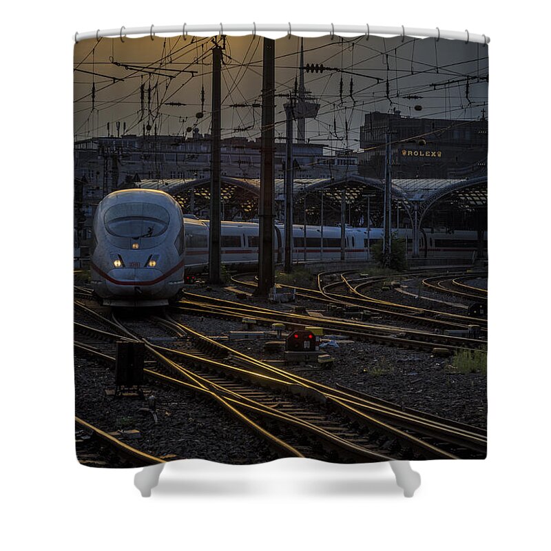 Deutsche Shower Curtain featuring the photograph Cologne Central Station by Pablo Lopez