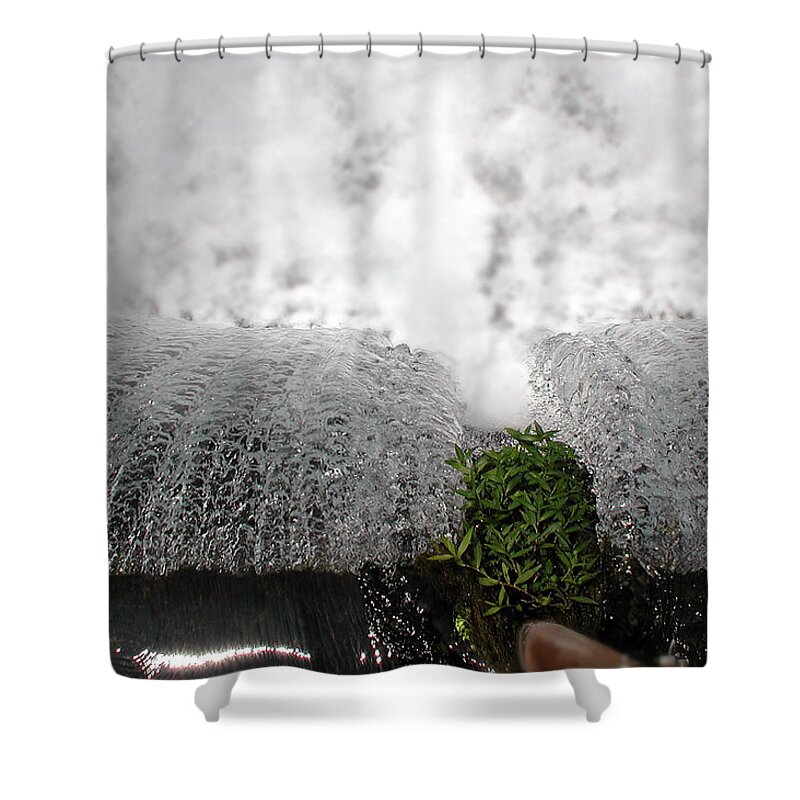 Cascading Water Shower Curtain featuring the photograph Dam At Mammoth Spring by DArcy Evans