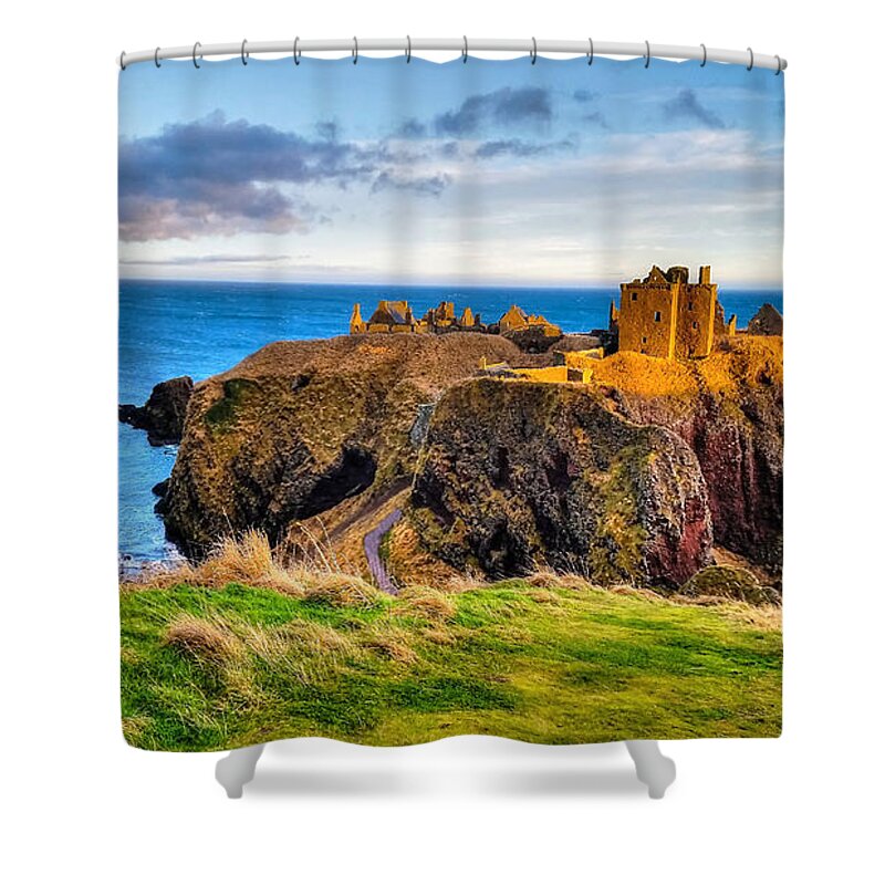Scotland Shower Curtain featuring the photograph Dunnottar Castle by Richard Gehlbach