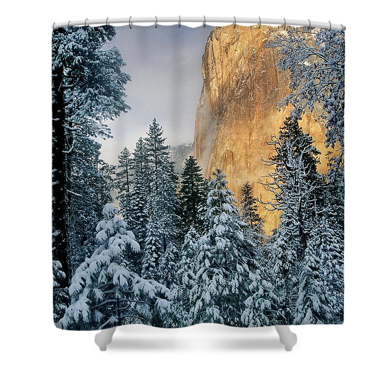 North America Shower Curtain featuring the photograph El Capitan on a Winter Morning Yosemite National Park California by Dave Welling