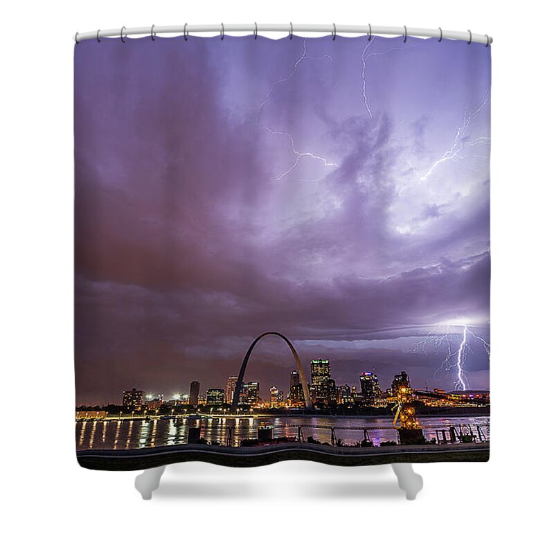St. Louis Shower Curtain featuring the photograph Electric Gateway by Marcus Hustedde