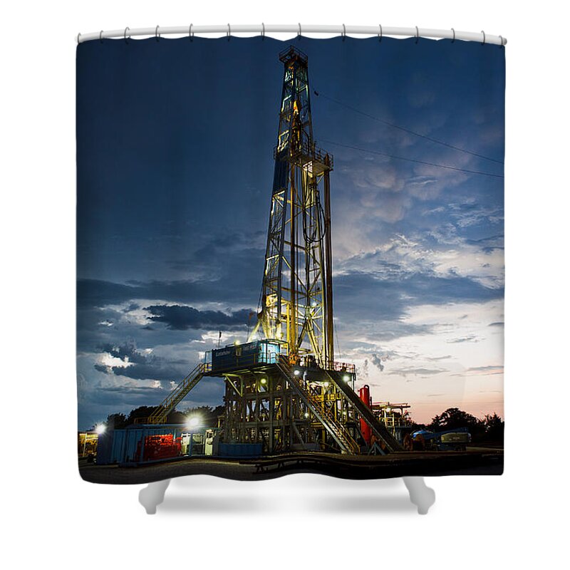 Driller Shower Curtain featuring the photograph End Of The Hitch by Jonas Wingfield