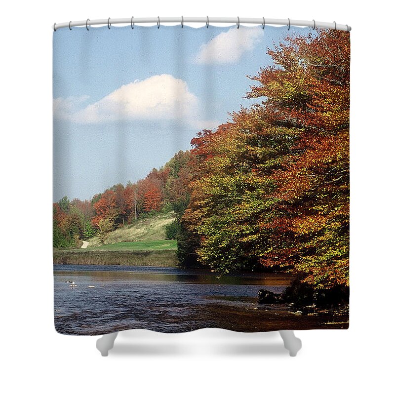 Owen Sound Shower Curtain featuring the photograph Ingliss - Fall by DArcy Evans