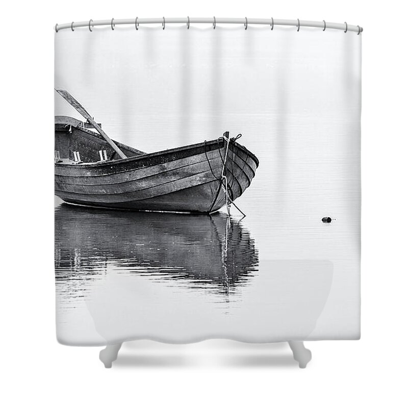 Boat Shower Curtain featuring the photograph Eye to Eye by Rob Davies
