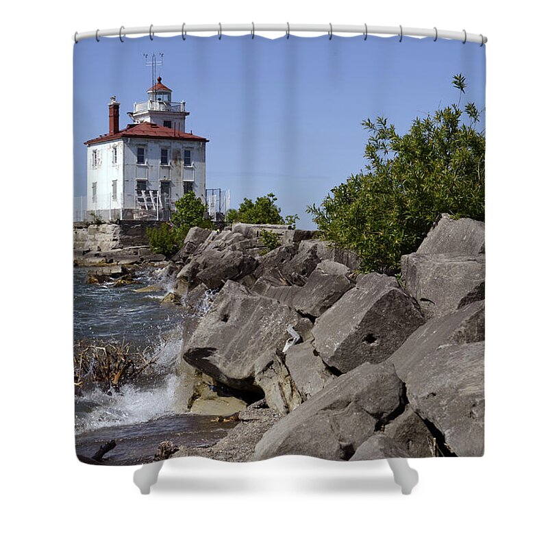 Ohio Shower Curtain featuring the photograph Fairport Harbor Lighthouse by Ann Bridges