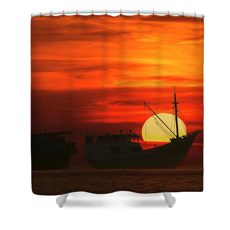Sun Shower Curtain featuring the photograph Fishing Boats in sea by Pradeep Raja Prints
