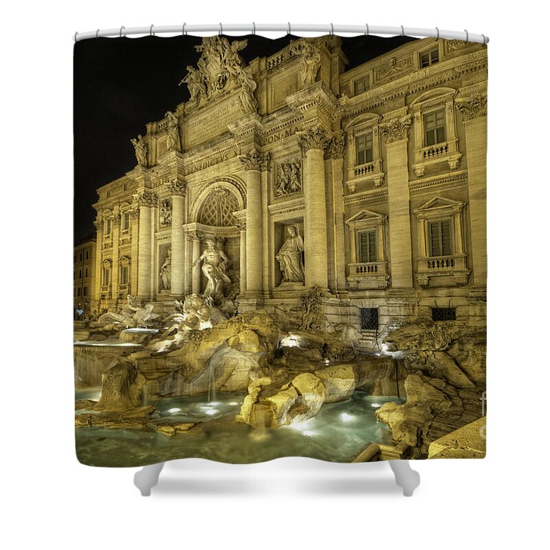 Yhun Suarez Shower Curtain featuring the photograph Fontana di Trevi 1.0 by Yhun Suarez