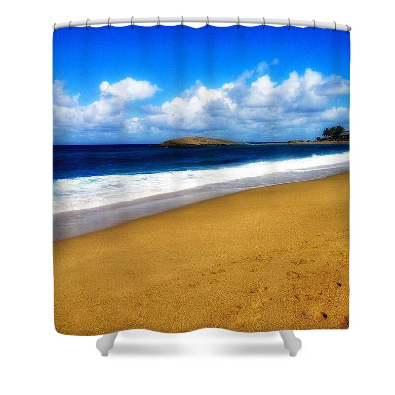 Beach Shower Curtain featuring the photograph Foot Prints by Joseph Caban