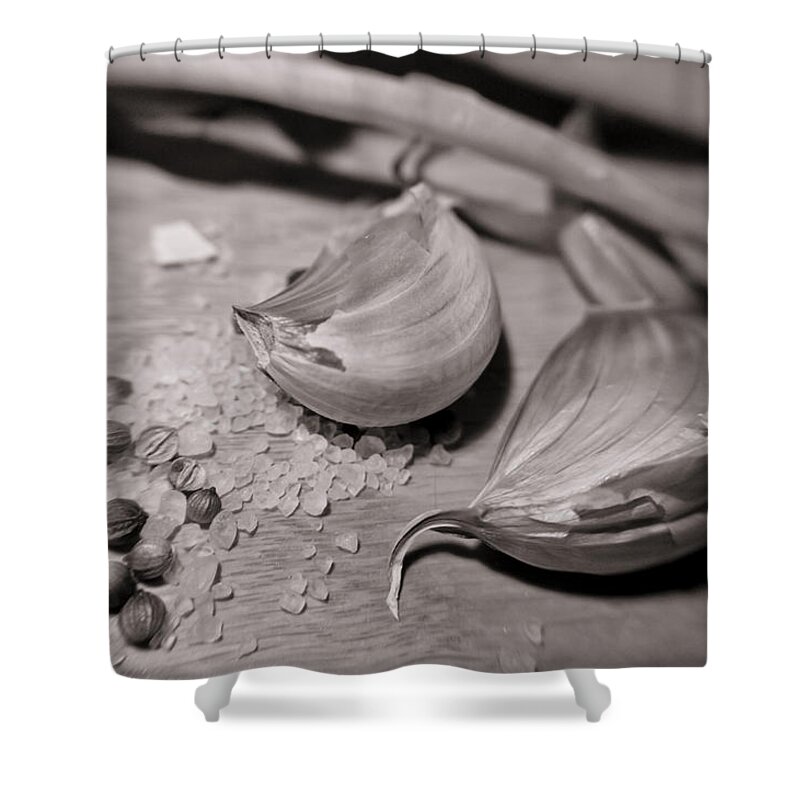 Food Shower Curtain featuring the photograph Garlic ready. by Elena Perelman