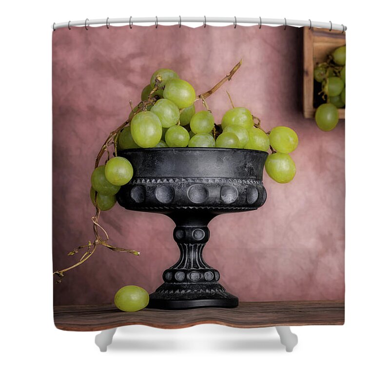 Food Shower Curtain featuring the photograph Grapes Centerpiece by Tom Mc Nemar