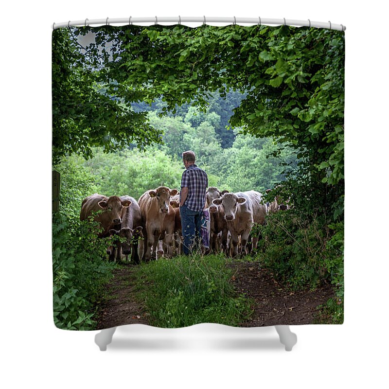 Field Shower Curtain featuring the photograph Heading Home by W Chris Fooshee