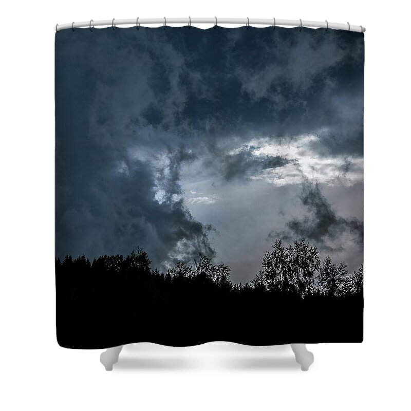 Landscape Shower Curtain featuring the photograph Heart will go on by Rose-Marie Karlsen