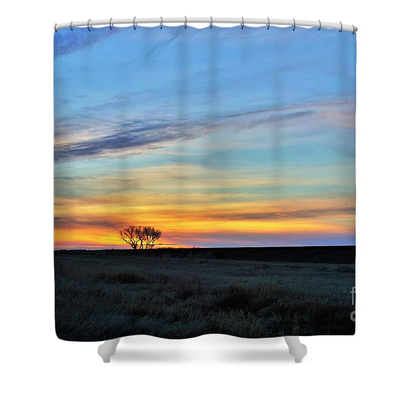 Tree Shower Curtain featuring the photograph Kansas sunrise1 by Merle Grenz