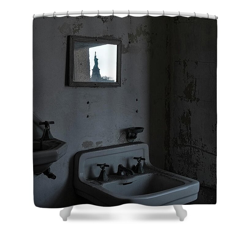 Jersey City New Jersey Shower Curtain featuring the photograph Lady Liberty In The Mirror by Tom Singleton