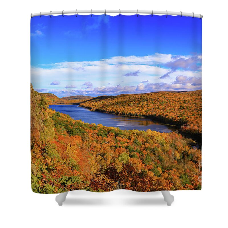Lake Of The Clouds Shower Curtain featuring the photograph Lake of the Clouds Fall Glory by Rachel Cohen