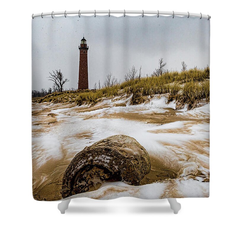 Little Sable Lighthouse Shower Curtain featuring the photograph Little Sable in Winter by Joe Holley