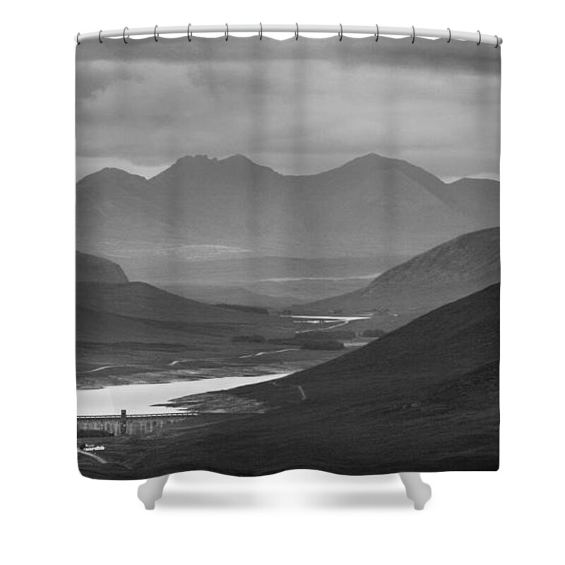Loch Glascarnoch Shower Curtain featuring the photograph Loch Glascarnoch And An Teallach by Joe Macrae