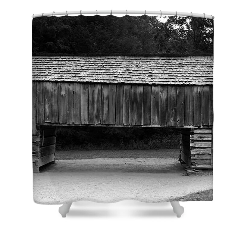 Barn Shower Curtain featuring the photograph Long barn by David Lee Thompson