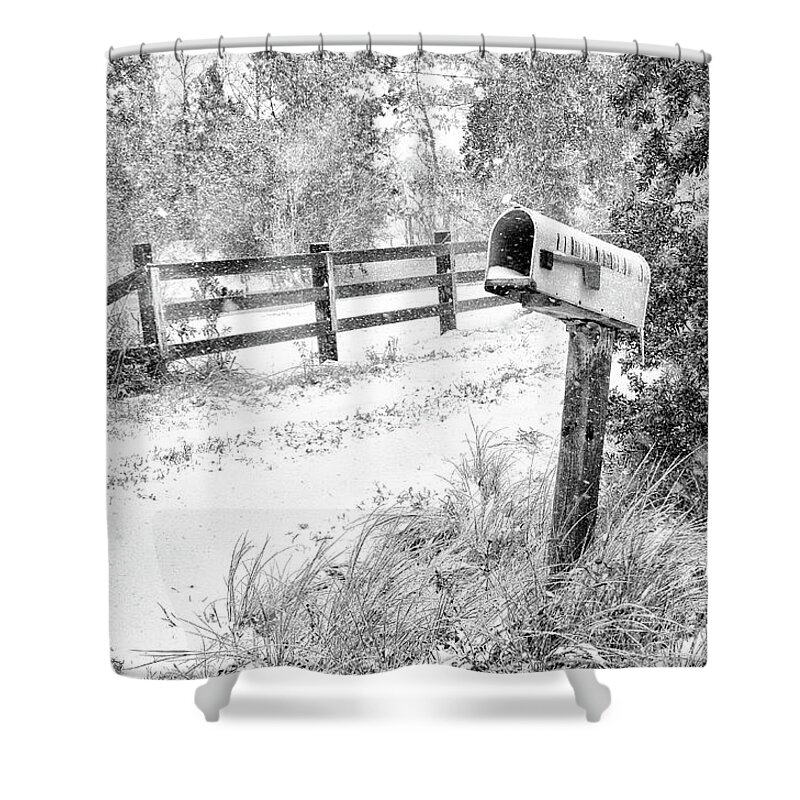 Chisolm Shower Curtain featuring the photograph Mailbox Snow by Scott Hansen