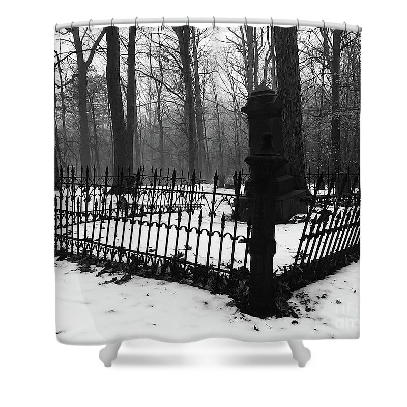 Mater Dorolosa Cemetery Shower Curtain featuring the photograph Mater Dorolosa Cemetery by Michael Krek