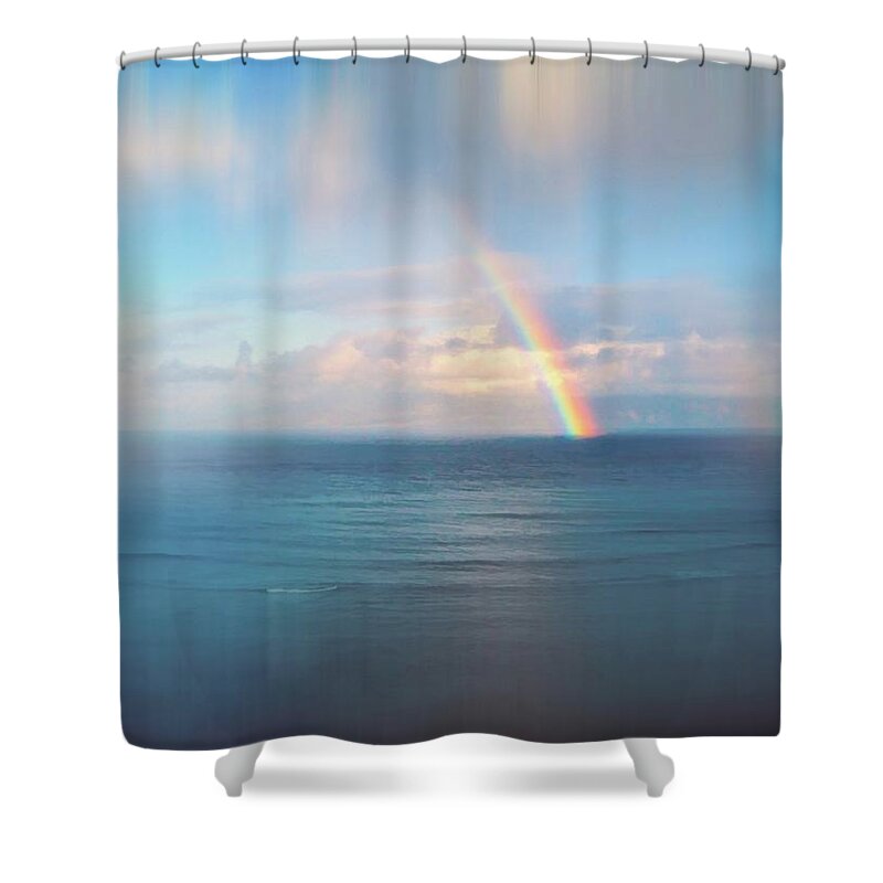 Hawaii Shower Curtain featuring the photograph Maui Delight by Kathy Bassett